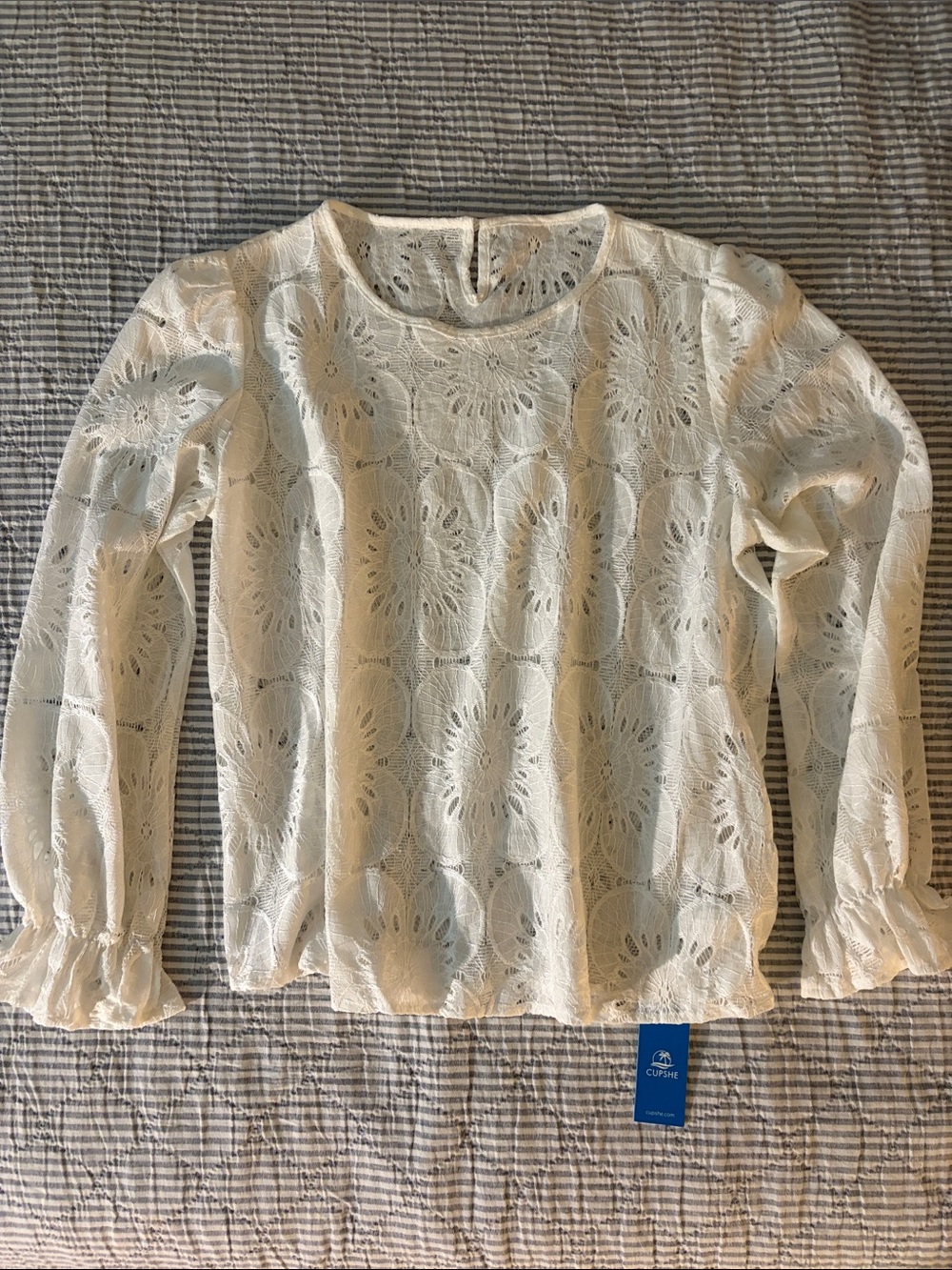Cupshe- Women's White Lace Long-Sleeve Top